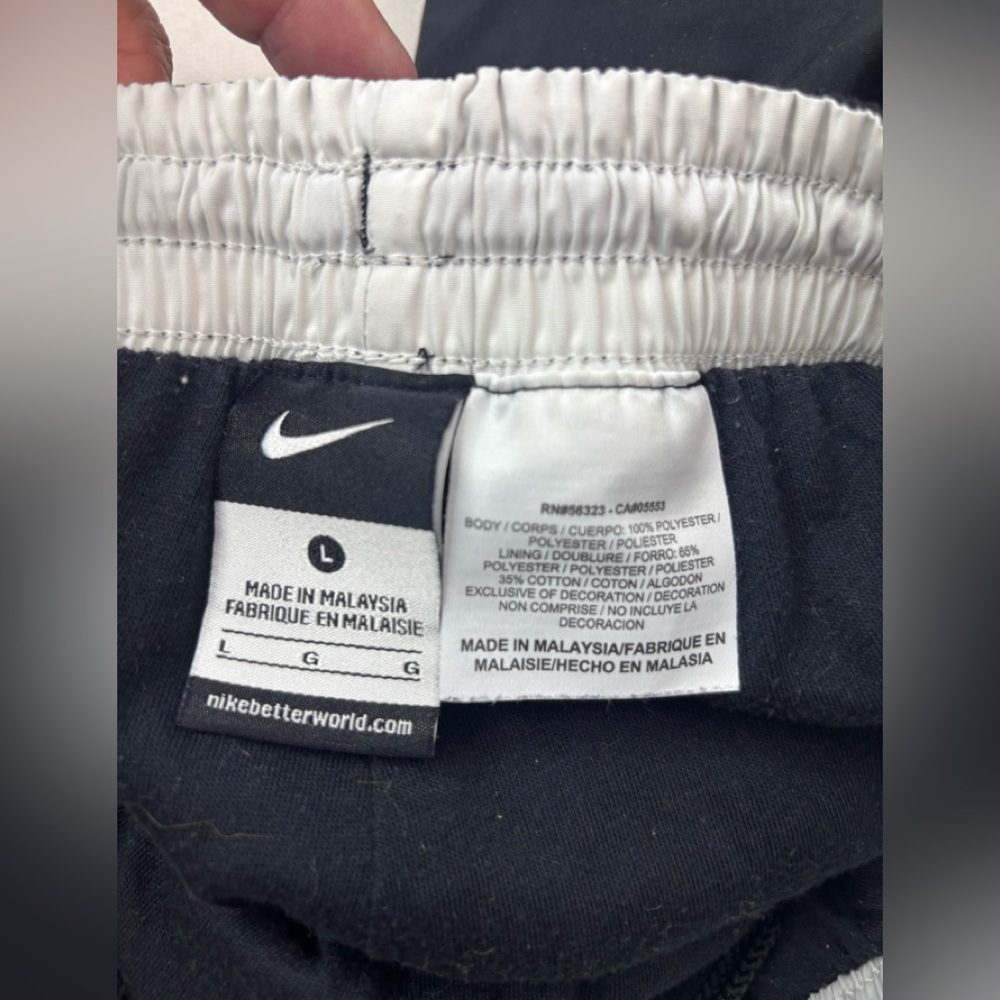 Nike L Boys Warm Up Joggers Black Athletic Lined Pants with Comfort Fit - Picture 10 of 12